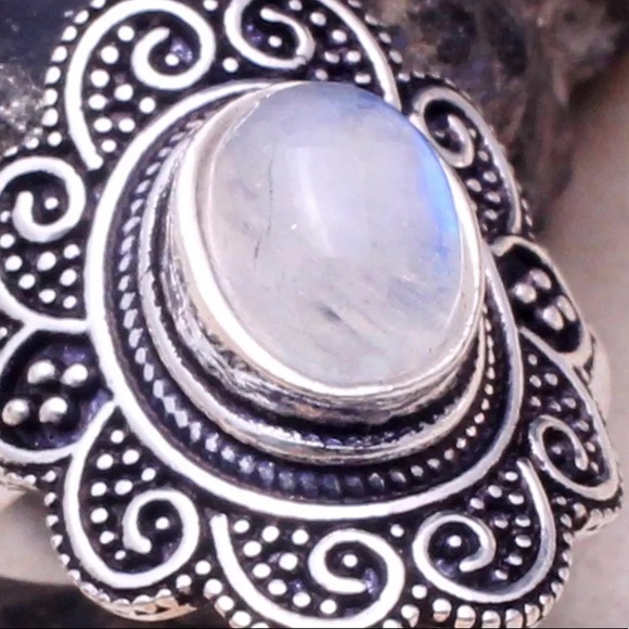 Rainbow moonstone silver ring size 7.5 - Picture 2 of 2